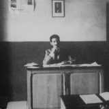 Durante il Fascismo insegn� ai suoi alunni i valori della democrazia e della libert�, formando in loro uno spirito critico con cui approcciarsi al mondo che li circondava